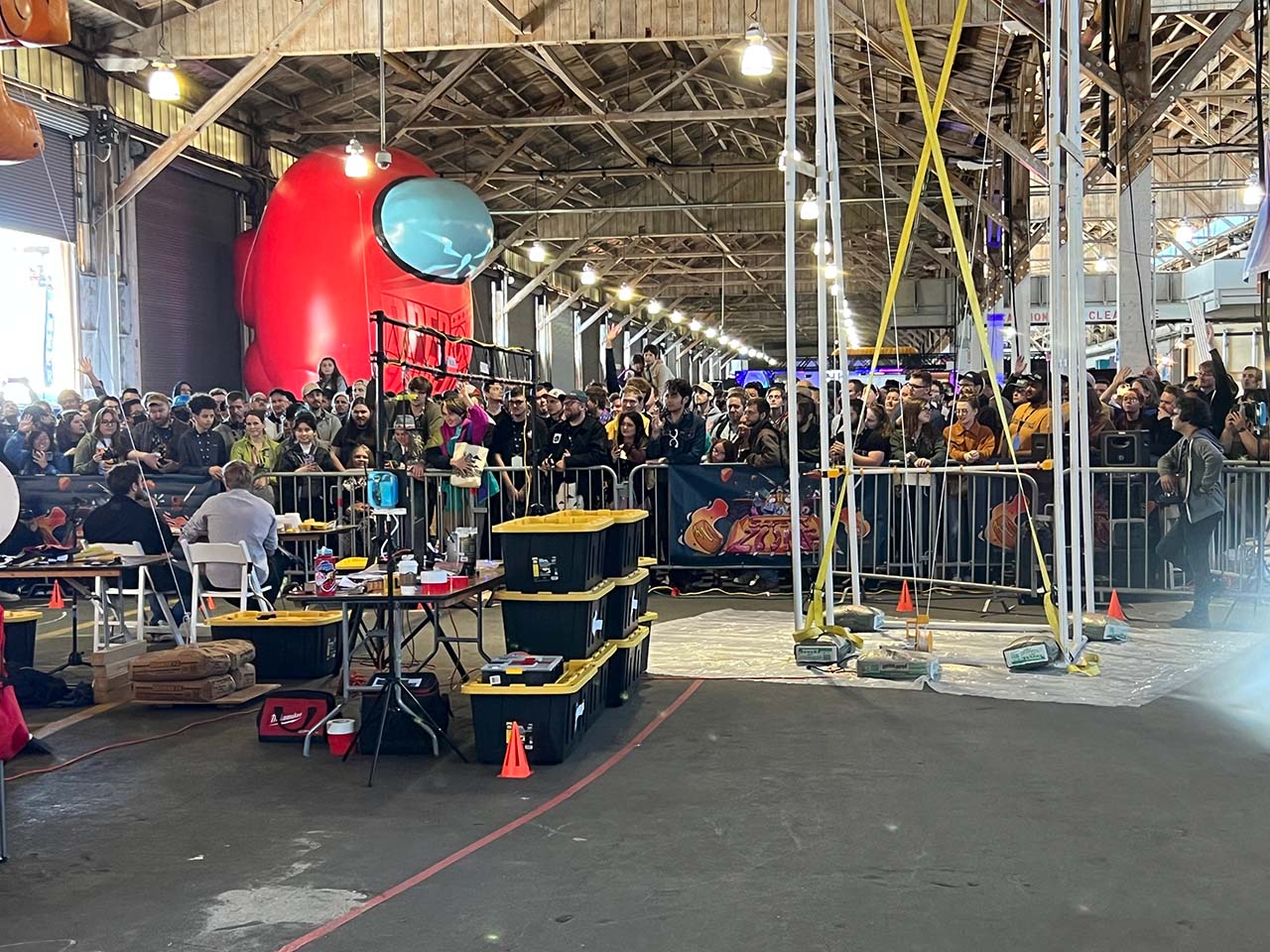 The crowd for Will and Colin's build